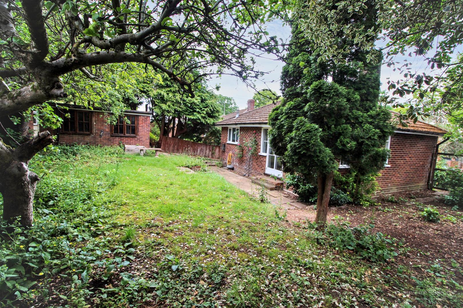 Skilton Road, Tilehurst, Reading